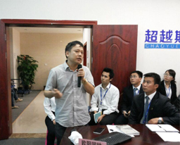 我院走进青秀万达开展急救知识培训讲座