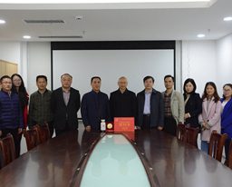 院领导到中西医结合转化医学中心召开座谈会