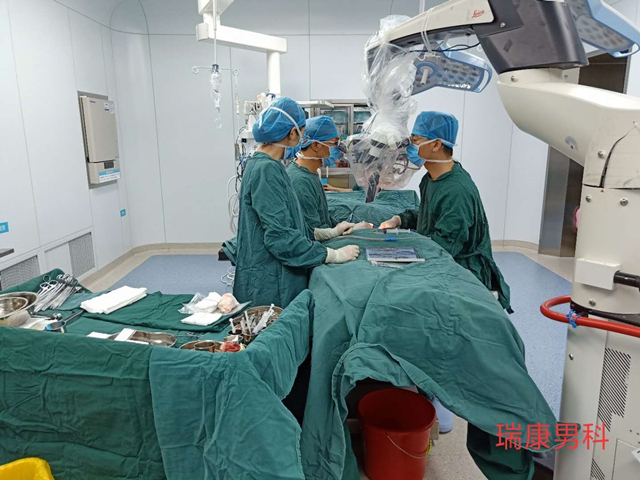 广西男科再获突破——我院成功开展显微镜下输精管盆腔段端端吻合术！