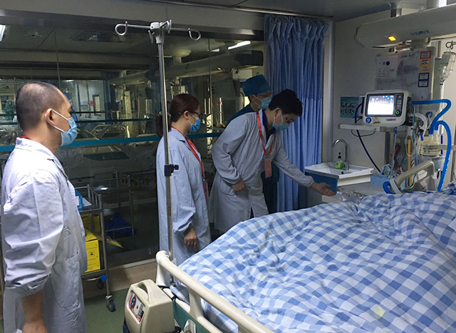 自治区中医药管理局调研组莅临我院进行疫情常态化防控专项调研