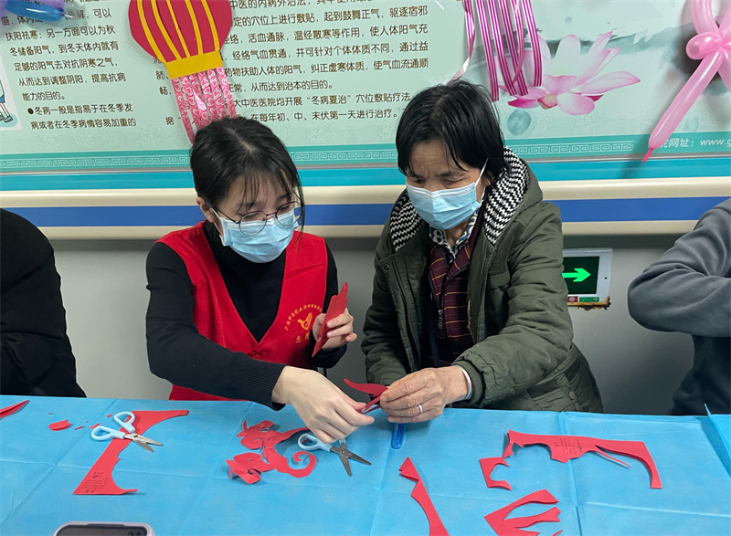 “情暖病房 喜迎新年”新年主题活动 (2).jpg