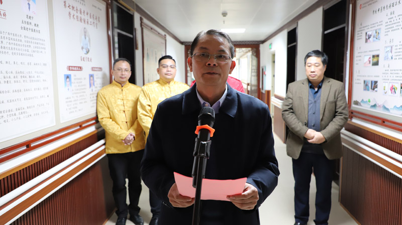 【传承岐黄薪火 弘扬中医国粹】田阳院区举行第七批全国老中医药专家学术经验继承工作室揭牌暨拜师仪式