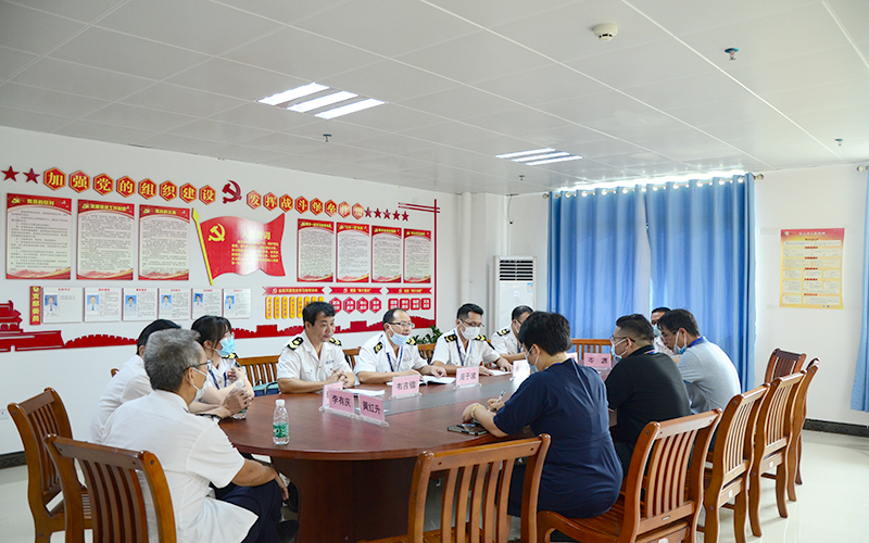 座谈会现场.jpg